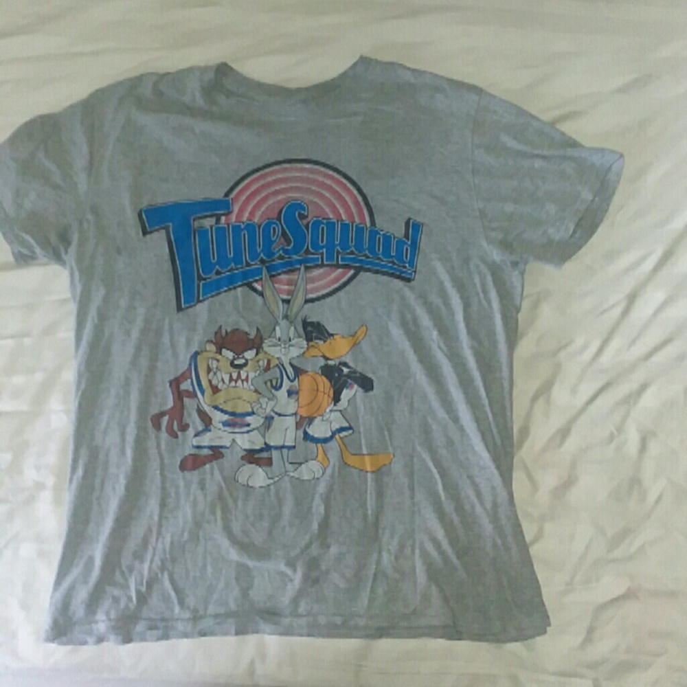 Bugs bunny shirt